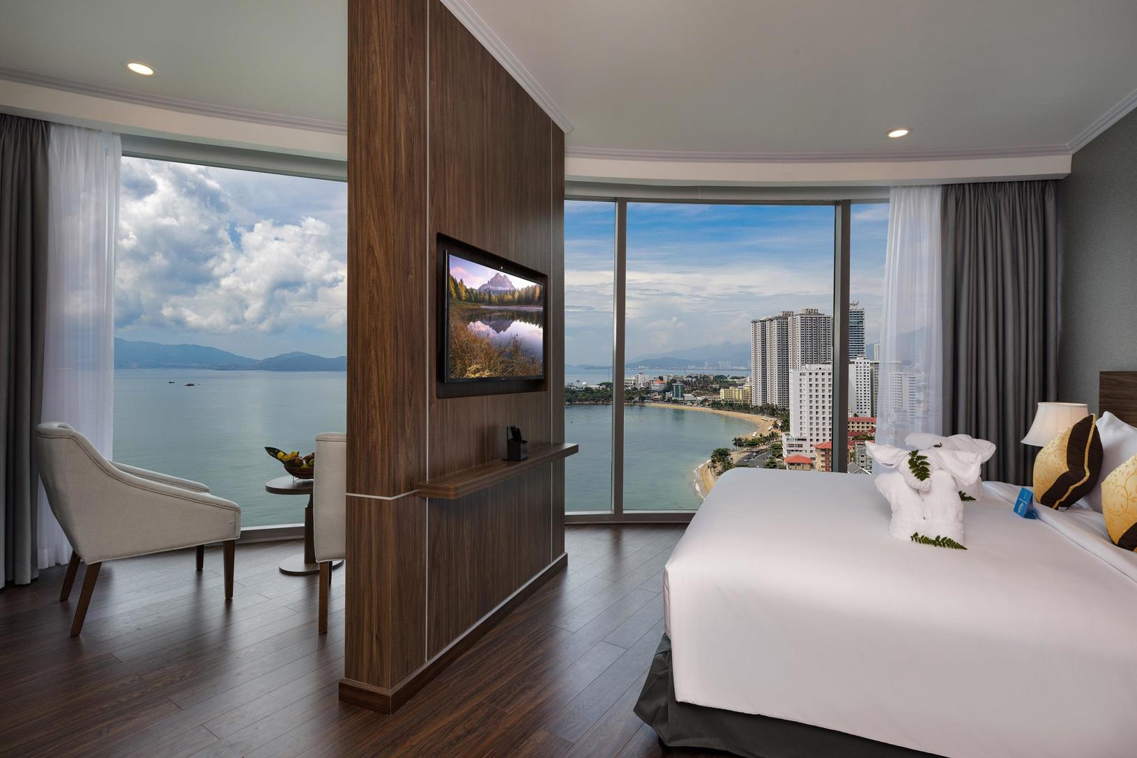 Отель Horizon Hotel Nha Trang, Нячанг: забронировать тур в отель, фото,  описание, рейтинг