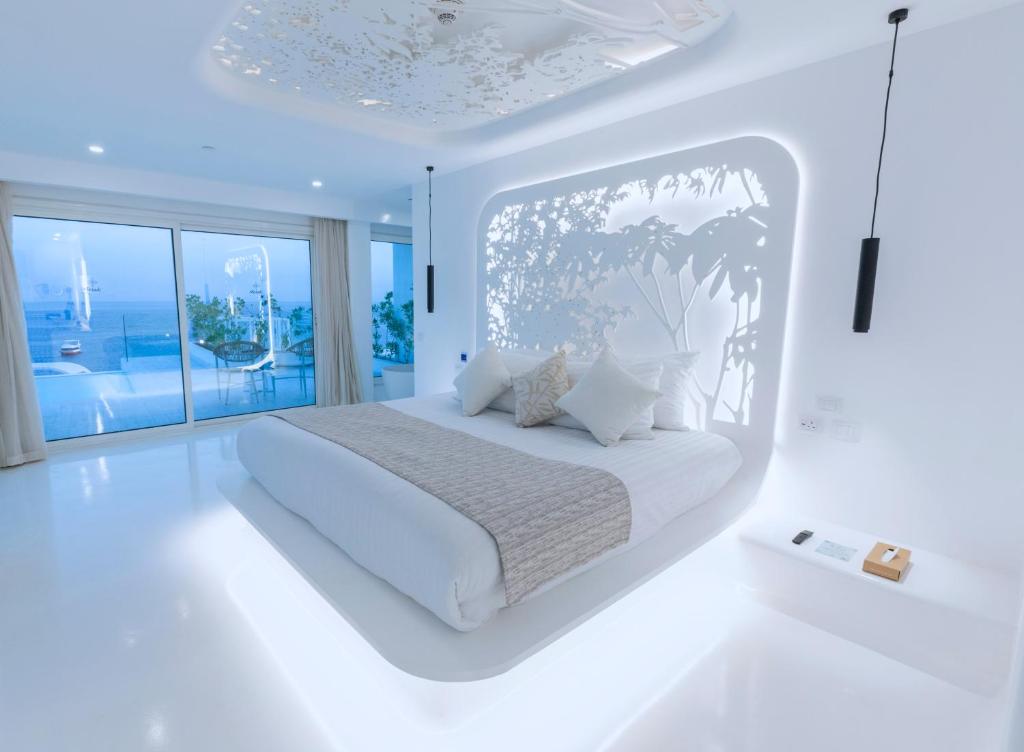 The Party Never End Pool Suite