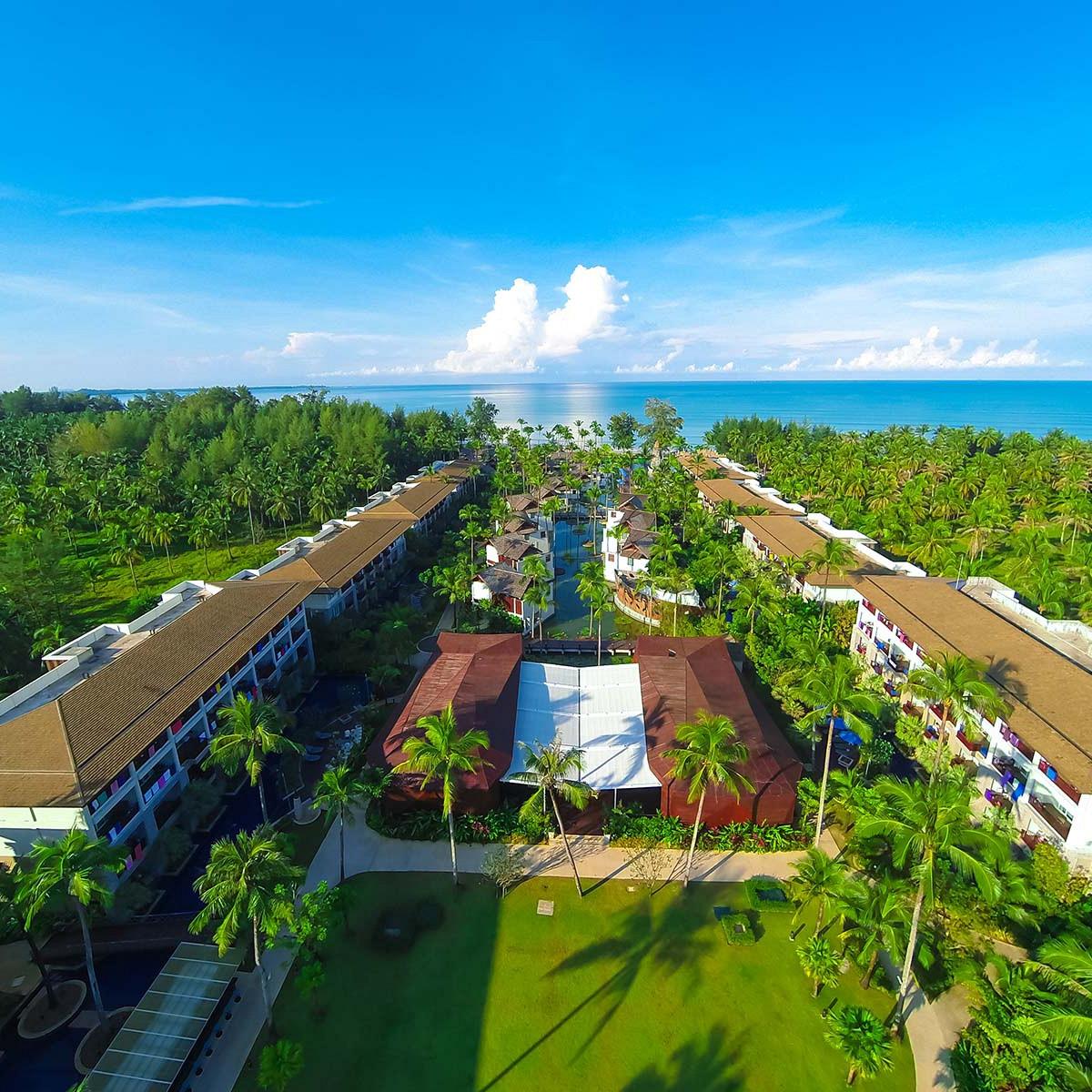 Graceland Khao Lak Beach Resort mai khao dream villa resort