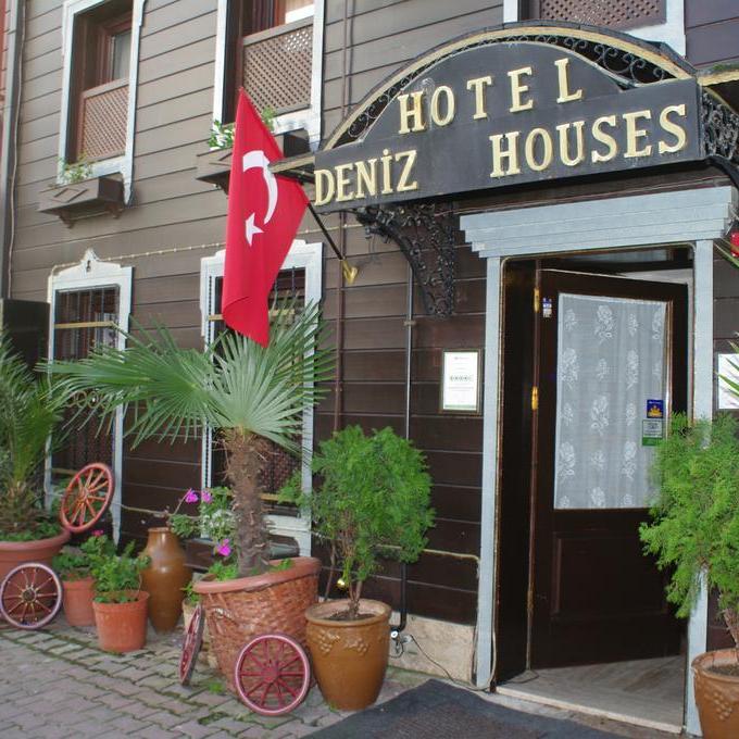 maximalist houses Deniz Houses Hotel