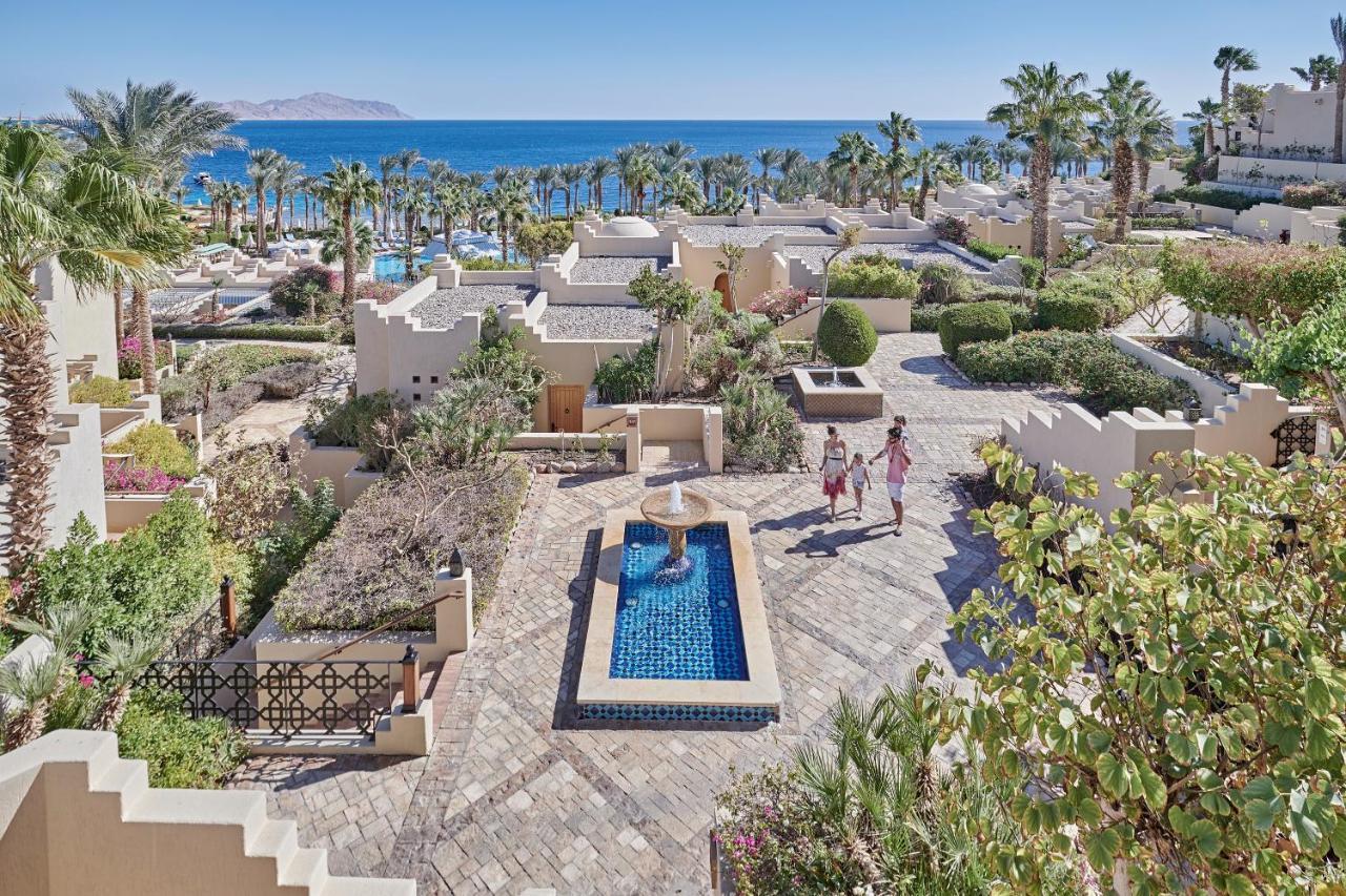 Отель Four Seasons Resort Sharm El Sheikh, Шаркс Бей: забронировать тур в  отель, фото, описание, рейтинг