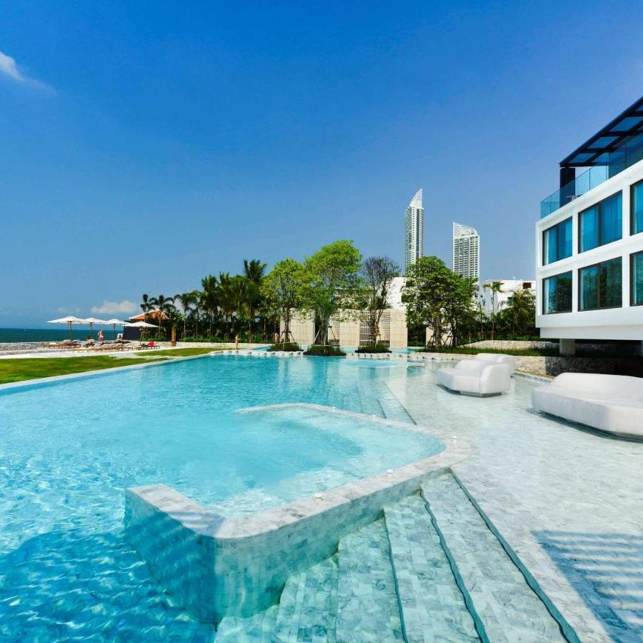 Veranda Resort Pattaya centara grand mirage beach resort pattaya