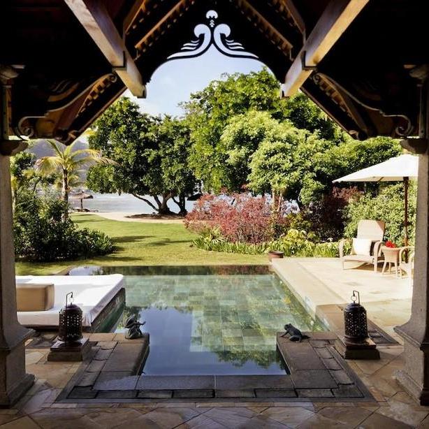 Maradiva Villas Resort & Spa anantara kihavah villas