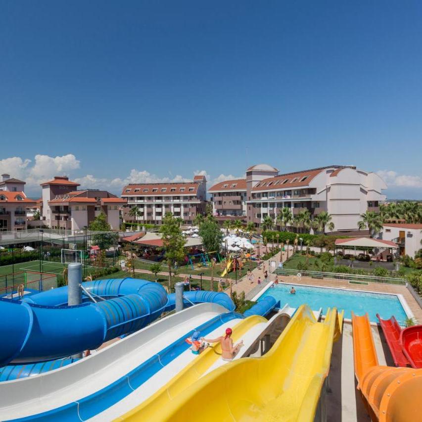 Hane Family Resort Hotel цена и фото
