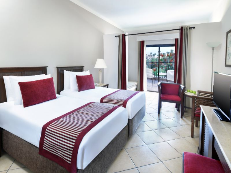 Superior family garden view room