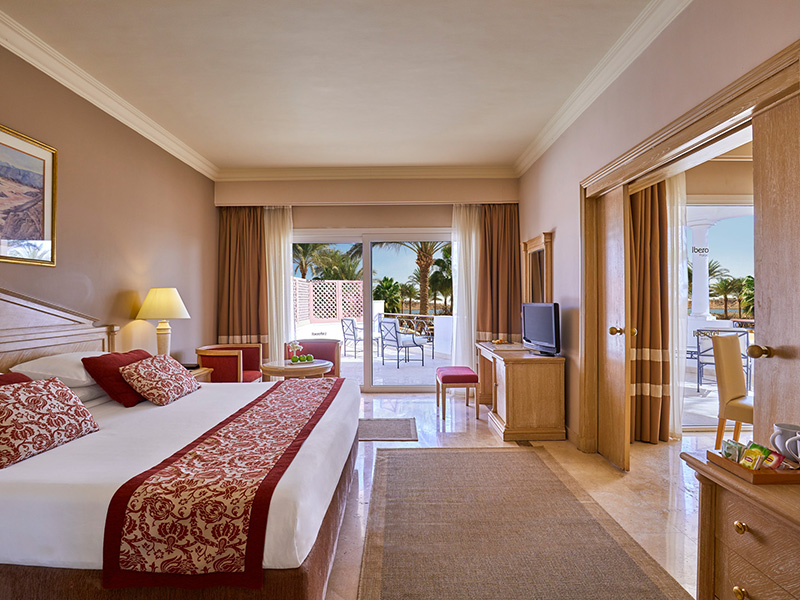Executive Suite Garden View
