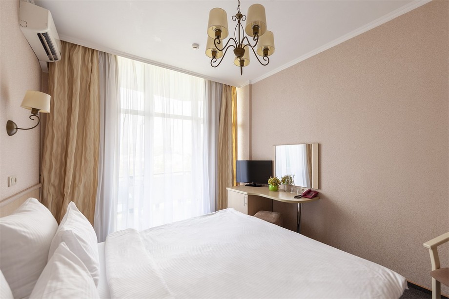 Санаторий знание номер стандарт. Санаторий автомобилист сочи. Адлер-сочи санаторий знание. Санаторий знание бронирование. Санаторно-курортный комплекс знание сочи.