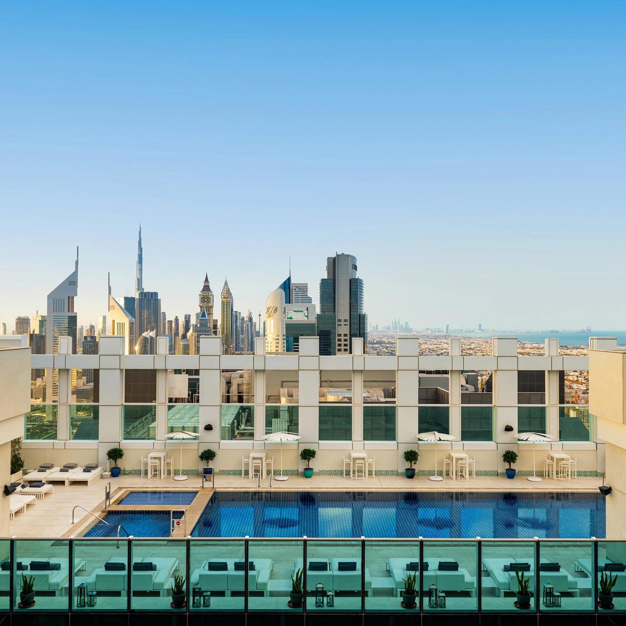 Sheraton Grand Hotel Dubai movenpick grand al bustan dubai