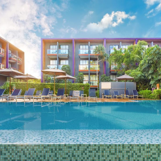 7q patong beach hotel Holiday Inn Express Phuket Patong Beach Central