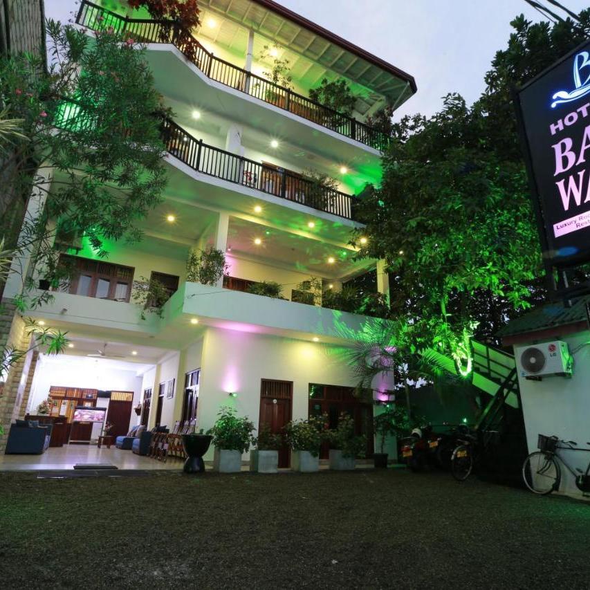 Hotel Bay Watch emerald bay hotel