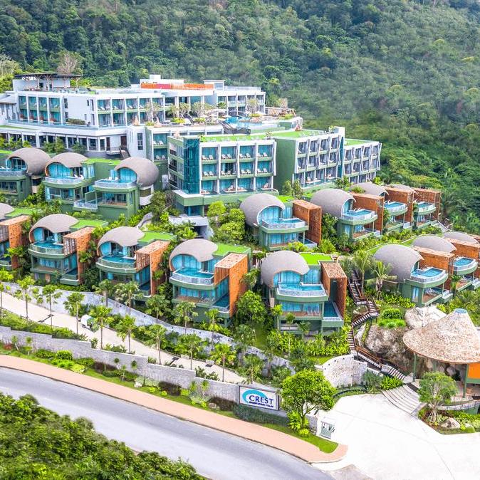double pool villas by banyan tree Crest Resort & Pool Villas