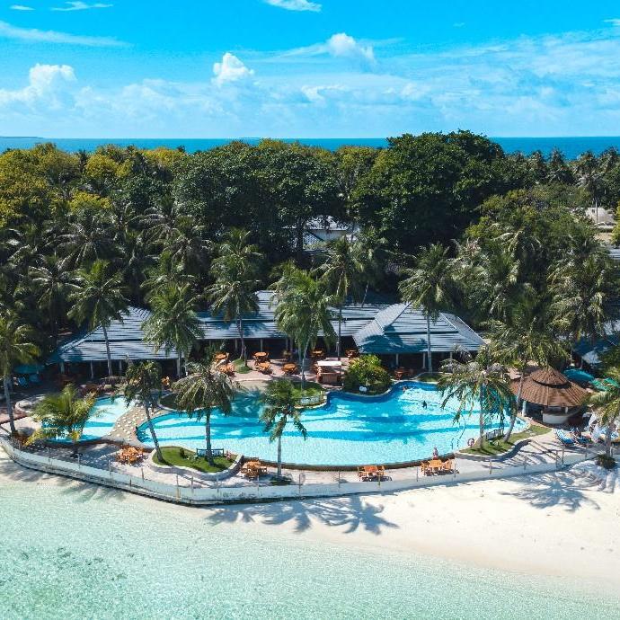 Royal Island Resort & Spa eriyadu island resort
