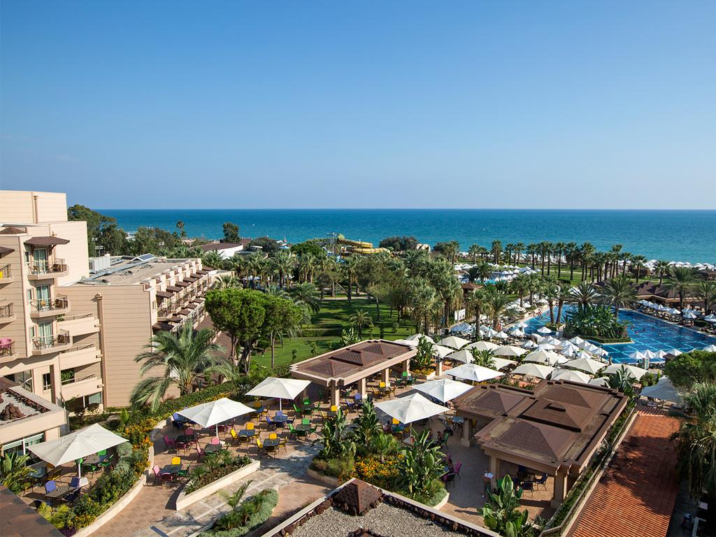 Отель Crystal Tat Beach Golf Resort & Spa 5*