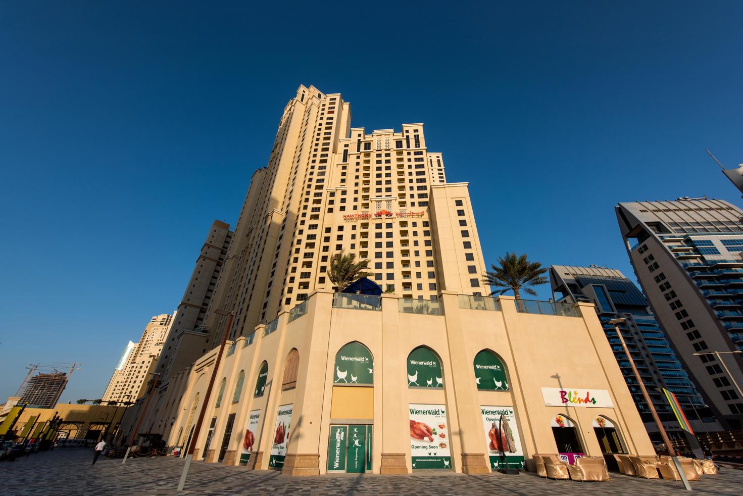 Отель дубай джумейра 4. Ramada Дубай отель. Отель Ramada Dubai Marina. Ramada Hotel Suites by Wyndham JBR.