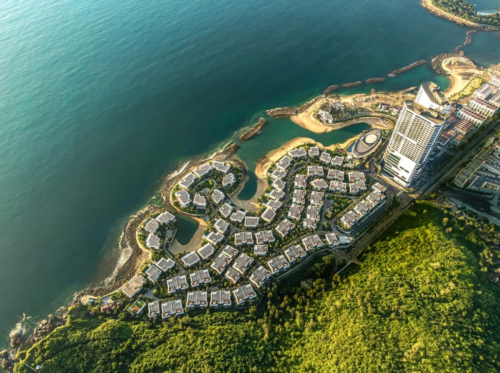 Отель Gran Melia Hotel Nha Trang, Нячанг: забронировать тур в отель, фото,  описание, рейтинг