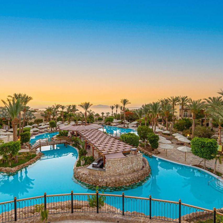 Royal grand sharm el sheikh 5. Риксос гольф Виллас Шарм-Эль-Шейх. Шарм-Эш-Шейх. Four Seasons Hotel Египет Шарм-Эль-Шейх. The Grand Hotel Sharm 5*.